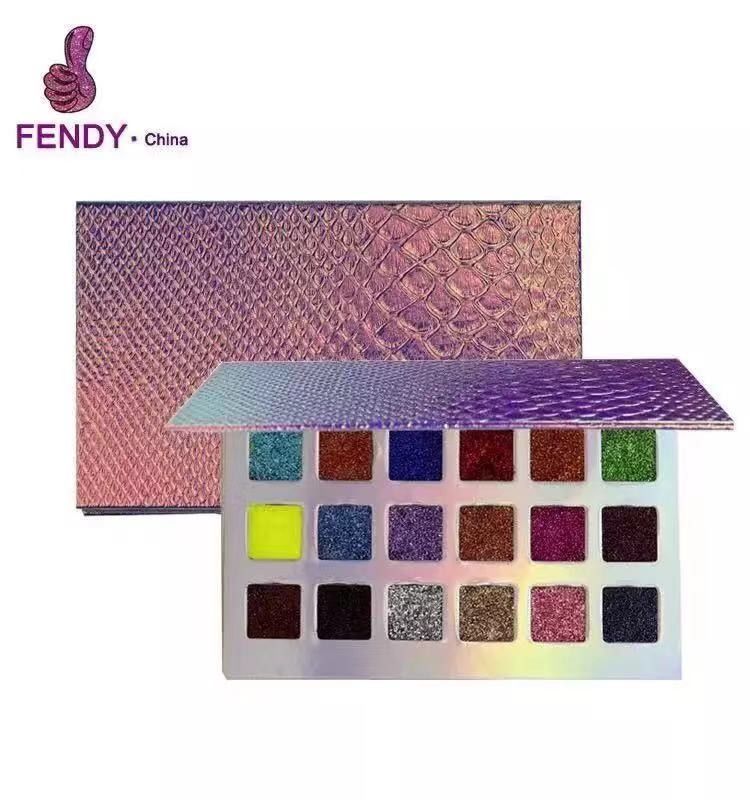 18 couleurs observent le fard à paupières de maquillage lissent la palette de fard à paupières de sirène